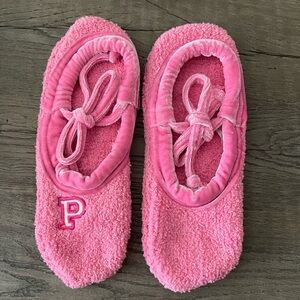RARE! PINK Victoria Secret Pink Soft Slippers Medium
